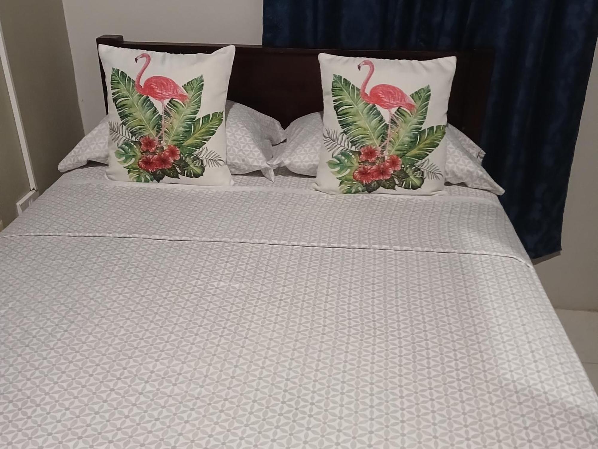 Ultimate Freedom Bed And Breakfast Santa Cruz Room photo